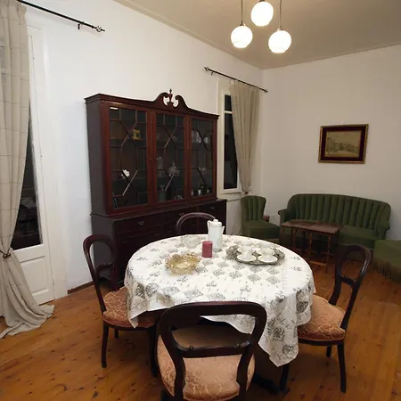 Apartment Maison Konstantinos *